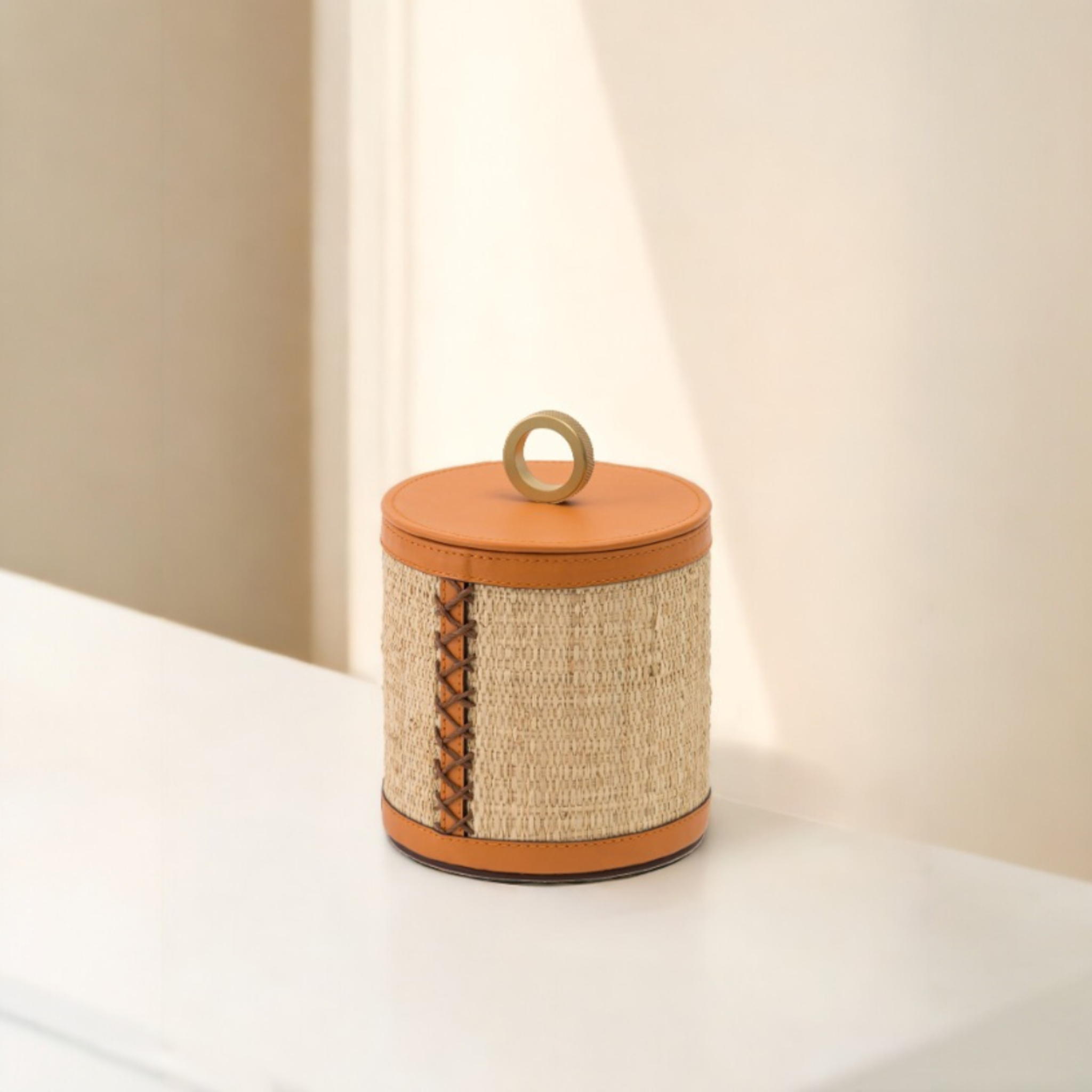 DECORATIVE BOX