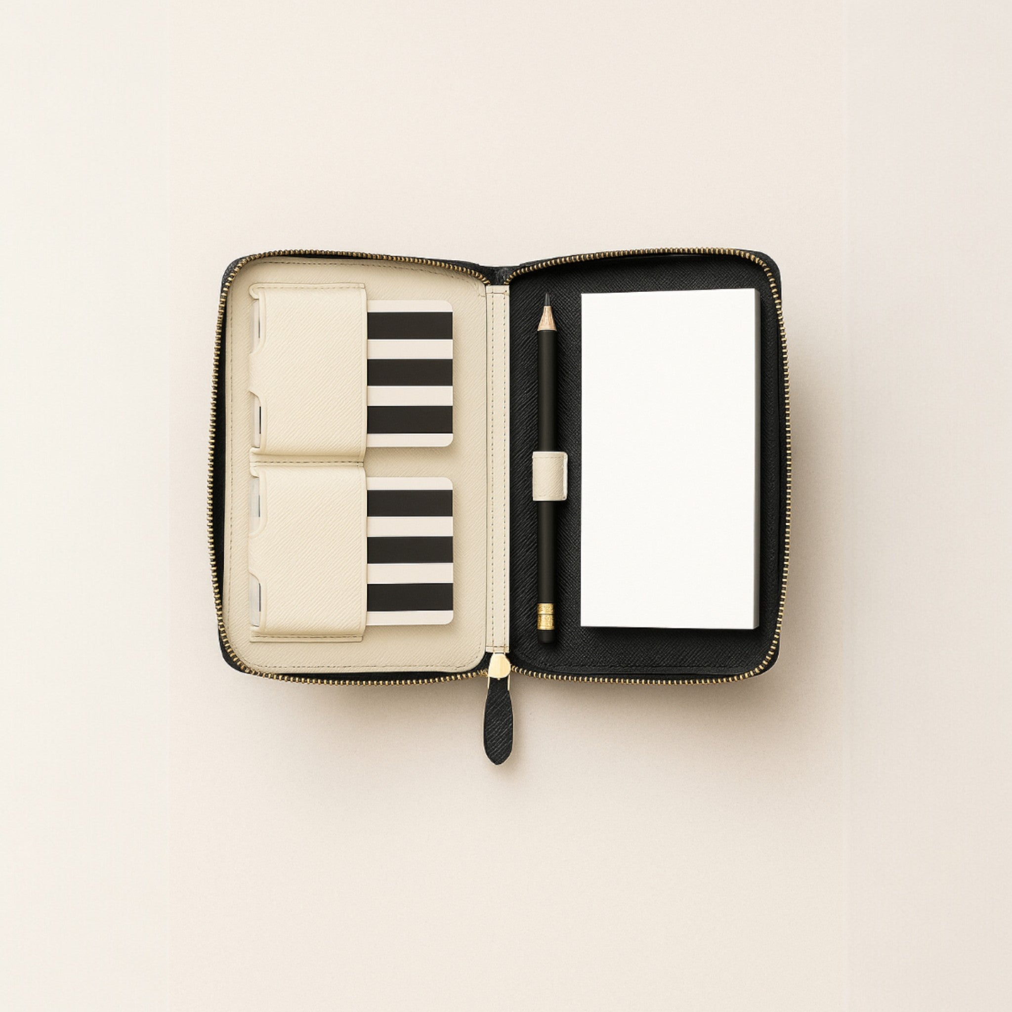 PLAYING CARDS SET