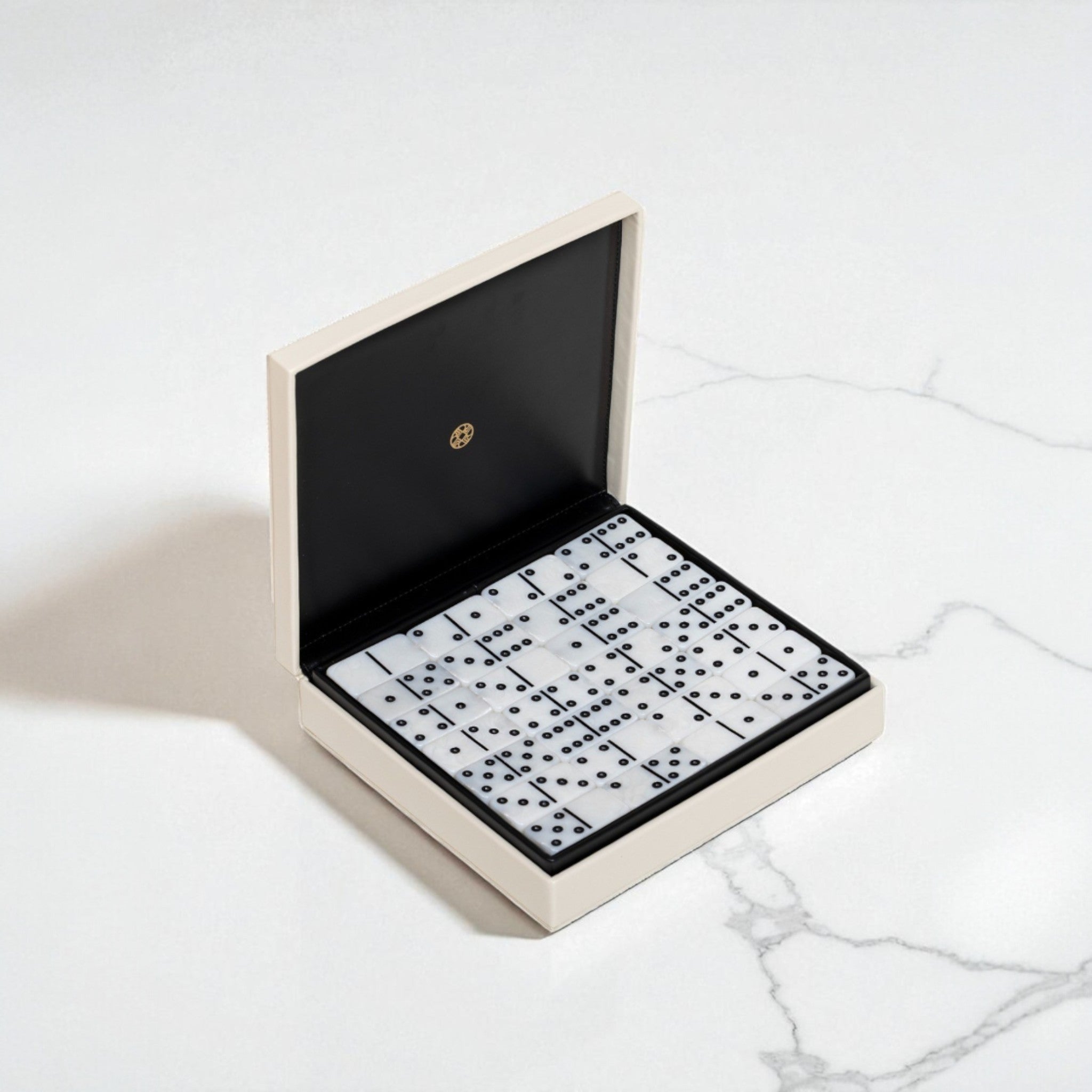 DOMINO BOX